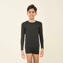 Load image into Gallery viewer, Model Front: Uv Line Rash Guard Longsleeve Uvpro Kids Black Upf50+