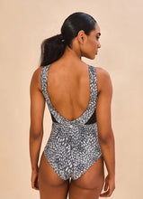 Load image into Gallery viewer, Image 02: Uv Line One-Piece Swimsuit Verena Asas Upf50+