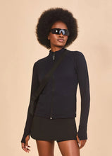 Load image into Gallery viewer, Model Front: Uv Line Rash Guard Jacket Fem New Fit Black Upf50+