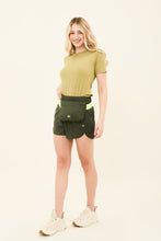 Load image into Gallery viewer, Image 08: Uv Line Fitness Cover Up Bag-Foldable Windbreaker Jacket Verde Militar