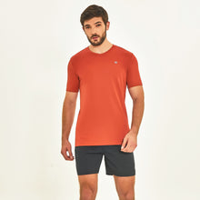 Load image into Gallery viewer, Model Front: Uv Line Fitness Top T-Shirt Sport Fit Ferrugem Upf50+