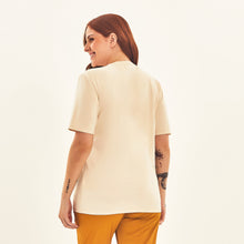 Load image into Gallery viewer, Model Back: Uv Line Fitness Top T-Shirt Solar Off White Upf50+
