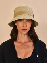 Load image into Gallery viewer, Model Front: Uv Line Bucket Hat Cap-Ferrat Linho Upf50+
