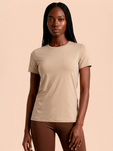 Load image into Gallery viewer, Gallery: Uv Line Rash Guard T-Shirt Fem New Fit Fem Sand Upf50+
