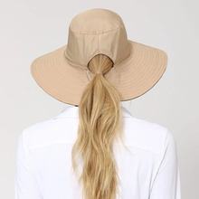 Load image into Gallery viewer, Model Back: Uv Line Floppy Hat San Diego Kaki/Preto
