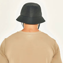 Load image into Gallery viewer, Model Back: Uv Line Bucket Hat Bucket Colors Preto Upf50+
