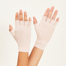 Load image into Gallery viewer, Image 02: Uv Line Glove Short Glove Anti-Aging Beige Upf50+
