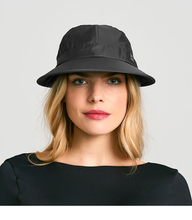 Load image into Gallery viewer, Model Front: Uv Line Caps Visor Nice Fem Black Upf50+
