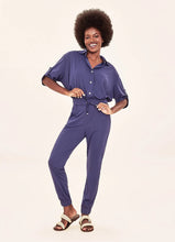 Load image into Gallery viewer, Image 05: Uv Line Beach Trousers Pants Fem Basic Navy Blue Upf50+
