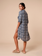 Load image into Gallery viewer, Model Back: Uv Line Shirtdress Midi Chemise Tie Dye Blue Upf50+
