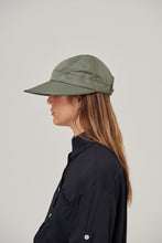 Load image into Gallery viewer, Image 02: Uv Line Caps Visor Nice Fem Militar Green Upf50+
