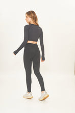 Load image into Gallery viewer, Model Back: Uv Line Fitness Bottom Legging Fit Aspen Black Upf50+
