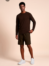 Load image into Gallery viewer, Model Front: Uv Line Rash Guard Longsleeve New Fit Textura Masc Brown Upf50+
