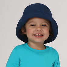 Load image into Gallery viewer, Model Front: Uv Line Bucket Hat Hat Napoli Basic Kids Nac Inf Navy Blue Upf50+
