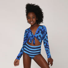 Load image into Gallery viewer, Image 02: Uv Line Girl's Two-Piece Maio Marina Teen Oceano Upf50+
