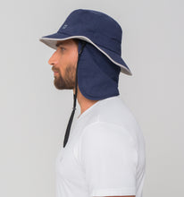 Load image into Gallery viewer, Image 02: Uv Line Flap Hat Chapeu Kansas Nac Marinho/Cinza
