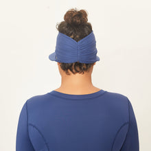 Load image into Gallery viewer, Model Back: Uv Line Visor Visor Granada Eva Marinho Fosco Upf50+
