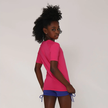 Load image into Gallery viewer, Model Back: Uv Line Rash Guard Camiseta Kids Uvpro Mc Pink Upf50+
