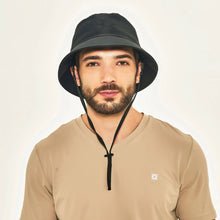 Load image into Gallery viewer, Model Front: Uv Line Bucket Hat Bucket Colors Preto Upf50+
