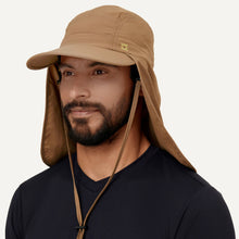Load image into Gallery viewer, Image 02: Uv Line Flap Hat Cap Leg Atacama 2021 Masc Kaki Upf50+
