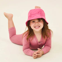 Load image into Gallery viewer, Image 04: Uv Line Bucket Hat Hat Napoli Basic Kids Nac Inf Pink Upf50+
