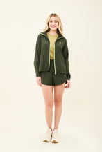 Load image into Gallery viewer, Bag-Foldable Windbreaker Jacket Verde Militar

