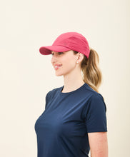 Load image into Gallery viewer, Beach Tennis Cap Fuchsia UPF50+
