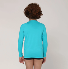 Load image into Gallery viewer, Model Back: Uv Line Rash Guard Camiseta Kids Uvpro Ml Azul Piscina Upf50+
