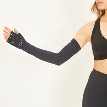 Load image into Gallery viewer, Image 05: Uv Line Glove Extra Long Glove Preto Upf50+
