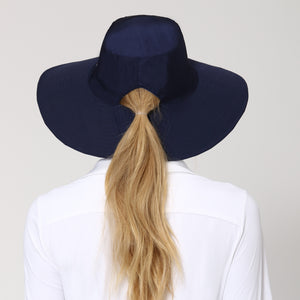 Model Back: Uv Line Floppy Hat San Diego Marinho Oceano Upf50+