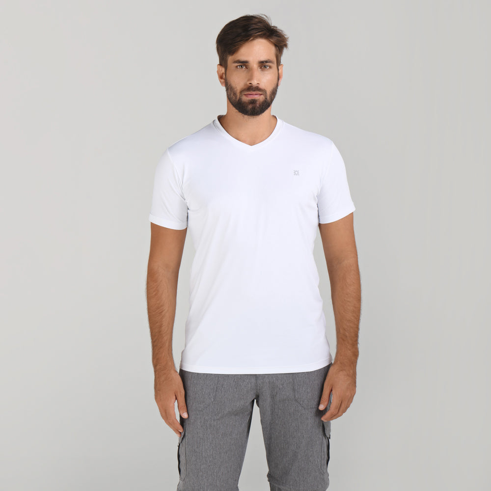 Model Front: Uv Line Fitness Top Sport Fit Mas Branco Upf50+